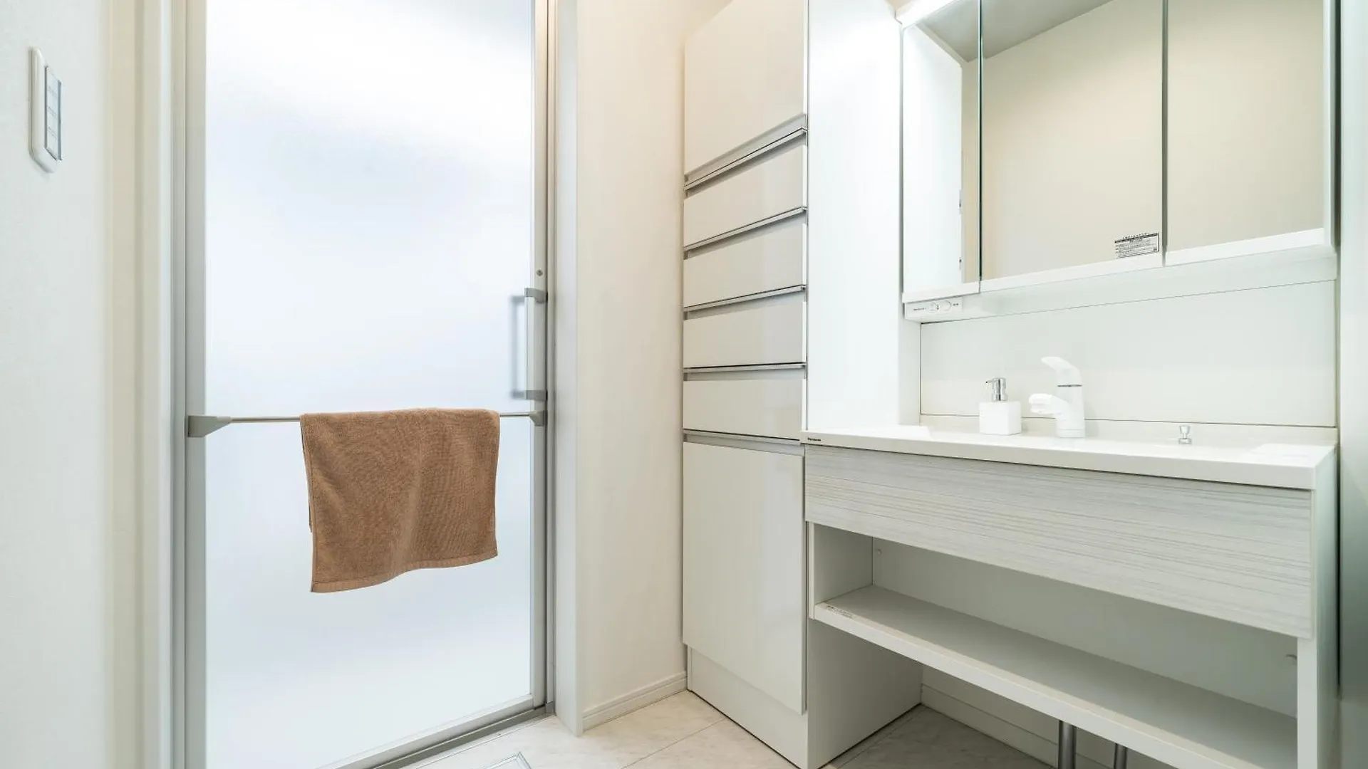 Holiday home 57, Higashi-Horikiri 1, Detached House For Rent Villa Tokyo